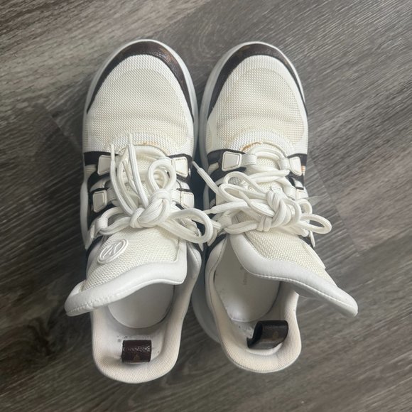 Louis Vuitton Archlight Sneakers - Picture 3 of 6